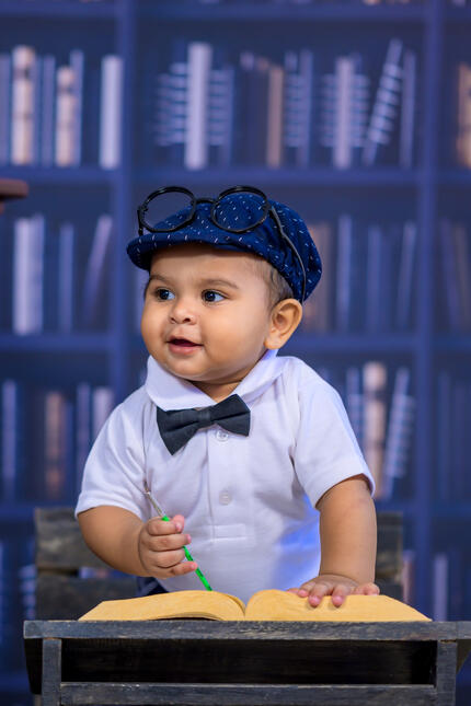 Future scholar in the making!